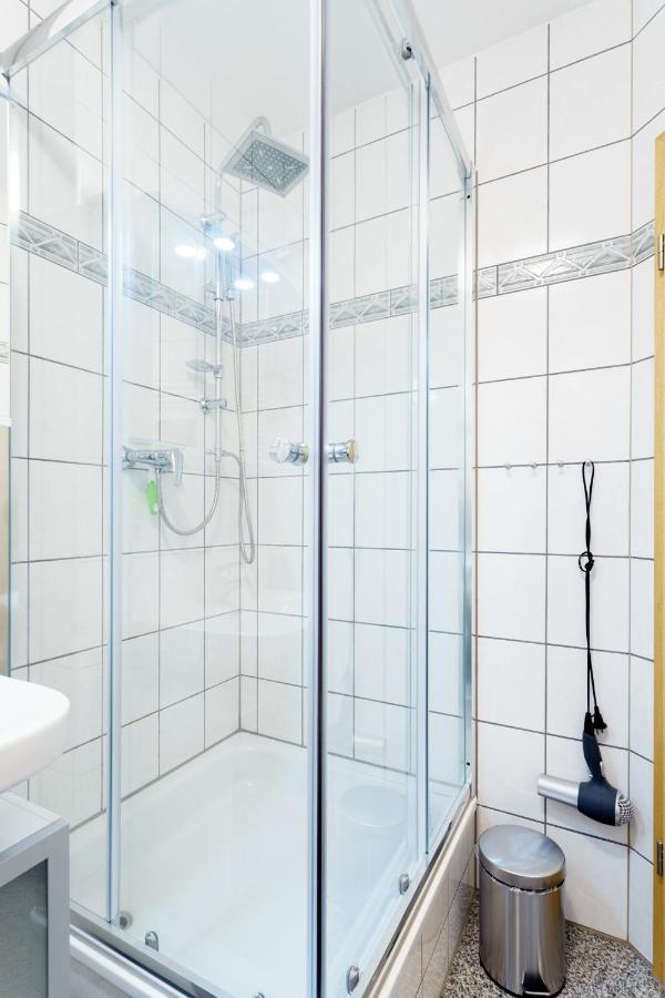 Wohnung Mit Blick Auf Die Zitadelle Petersberg - 3 Zimmer Ерфурт Екстериор снимка